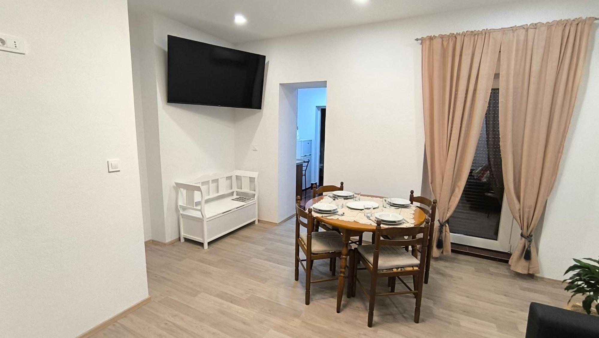 Apartmán Ema